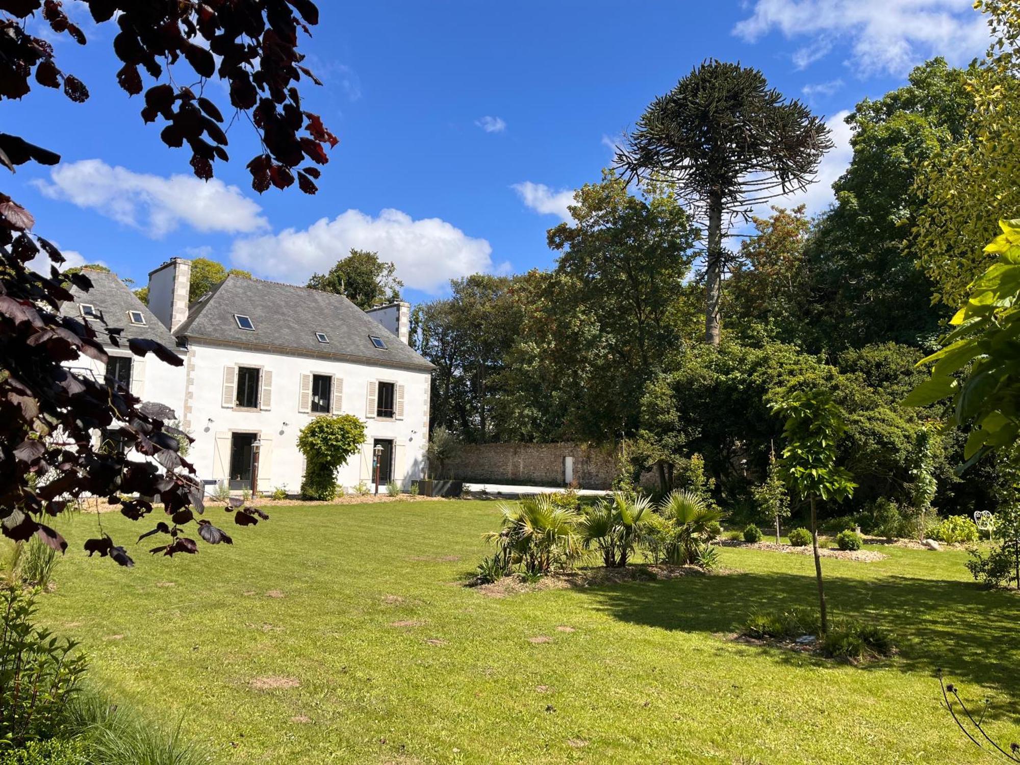 Manoir Du Menec Chambre Le Folgoet Exterior foto